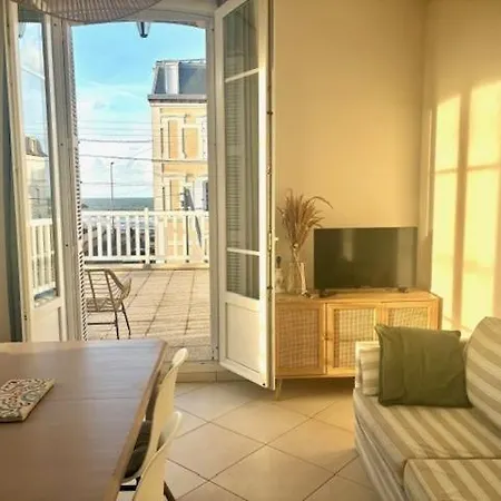 Vue Avec Terrasse Cabourg